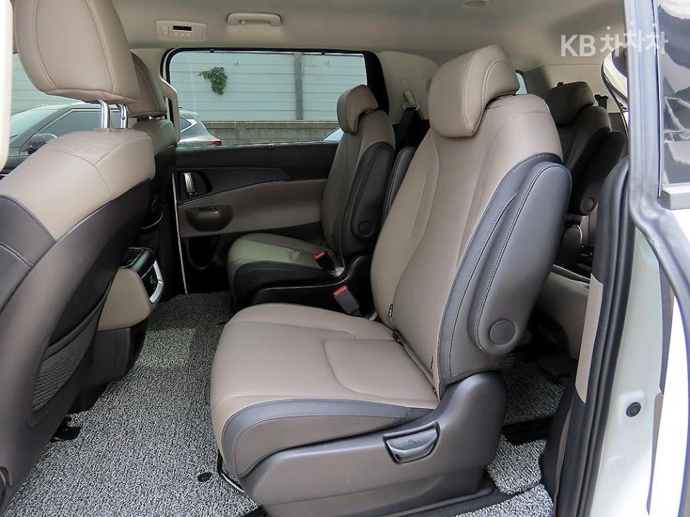 2024 - kia carnival