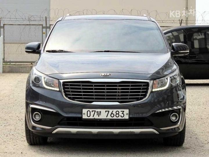 Kia Carnival 2.2 Diesel Noblesse Special