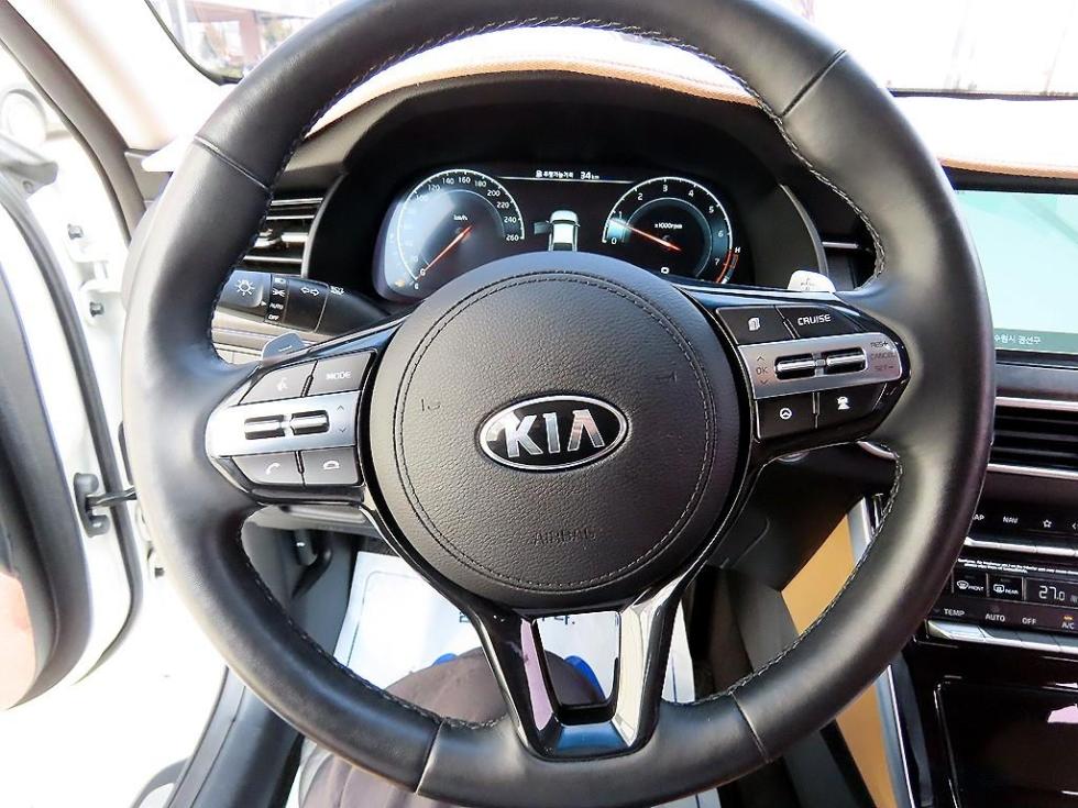 2020 - kia k7