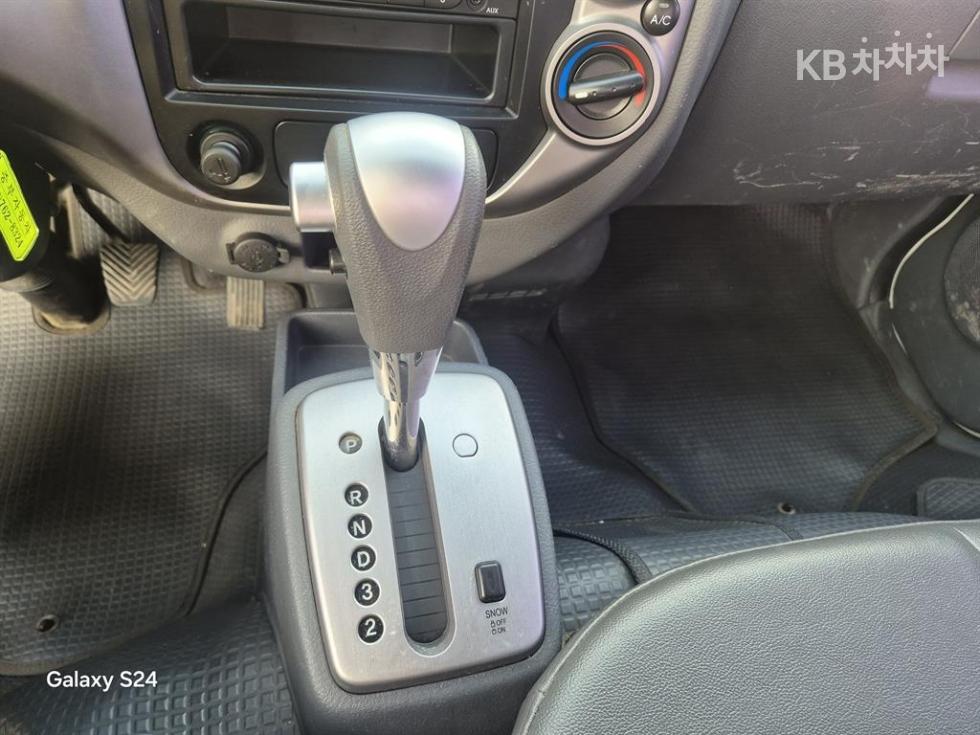 2013 - kia bongo iii