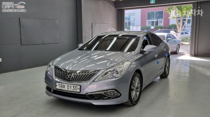Hyundai Grandeur HG HG240 Modern Collection