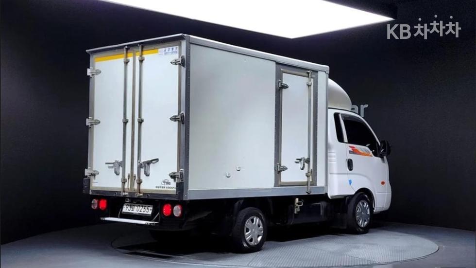2019 - kia bongo iii