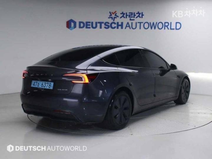 Tesla Model 3 Highland Long Range 3
