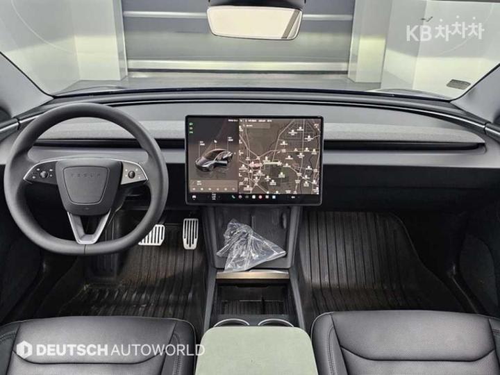 Tesla Model 3 Highland Long Range 8