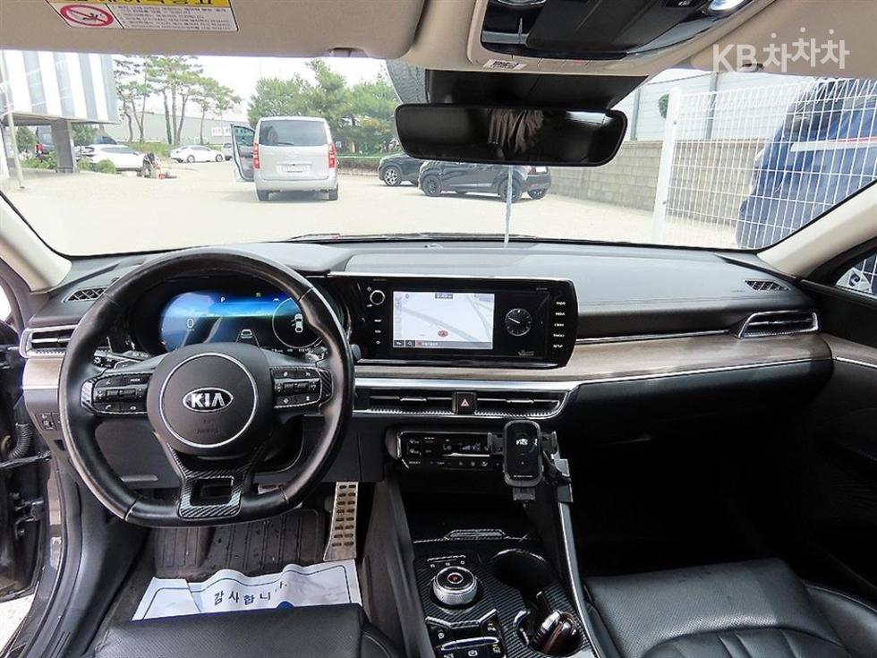 2020 - kia k5