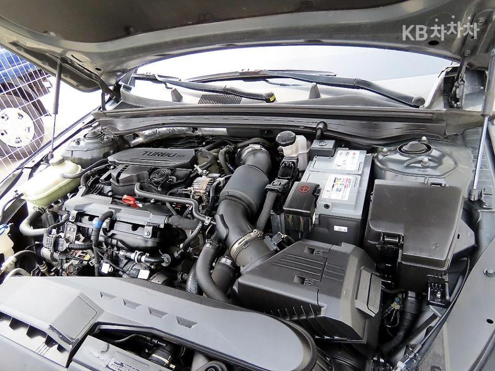 2020 - kia k5