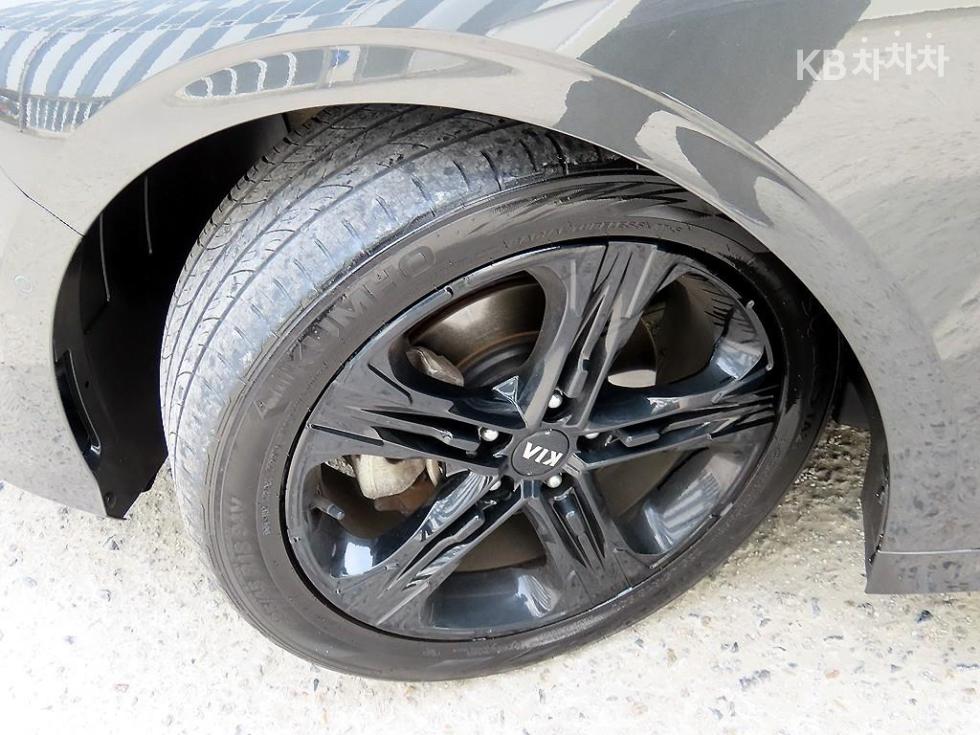 2020 - kia k5