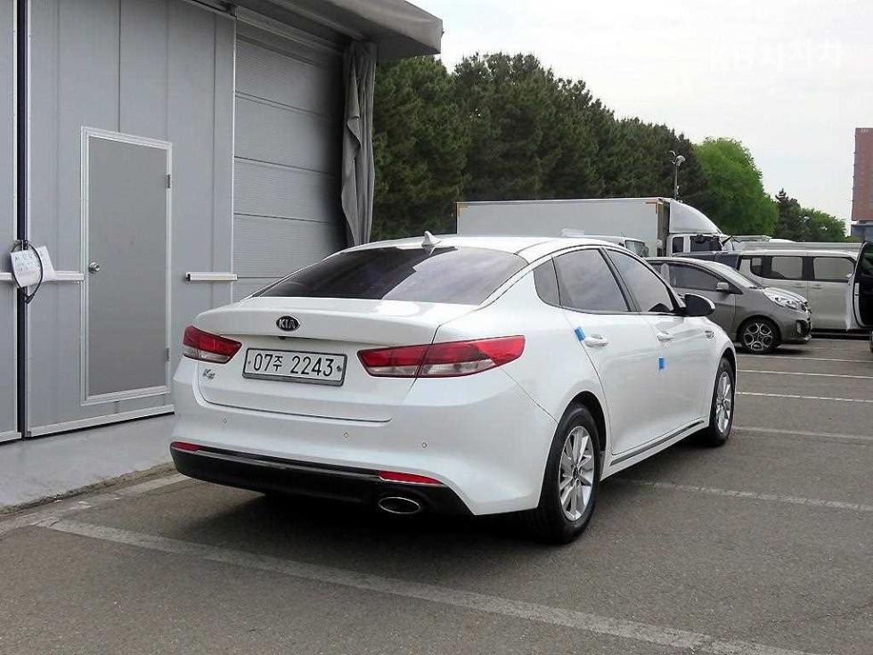 2016 - kia k5