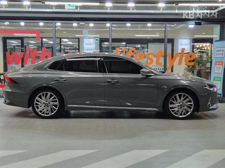 Hyundai Grandeur 3.3 Calligraphy 4