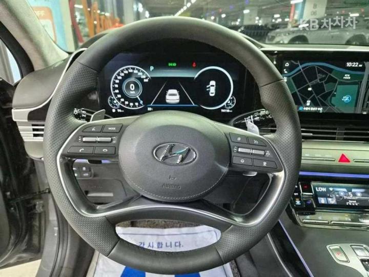Hyundai Grandeur 3.3 Calligraphy 9