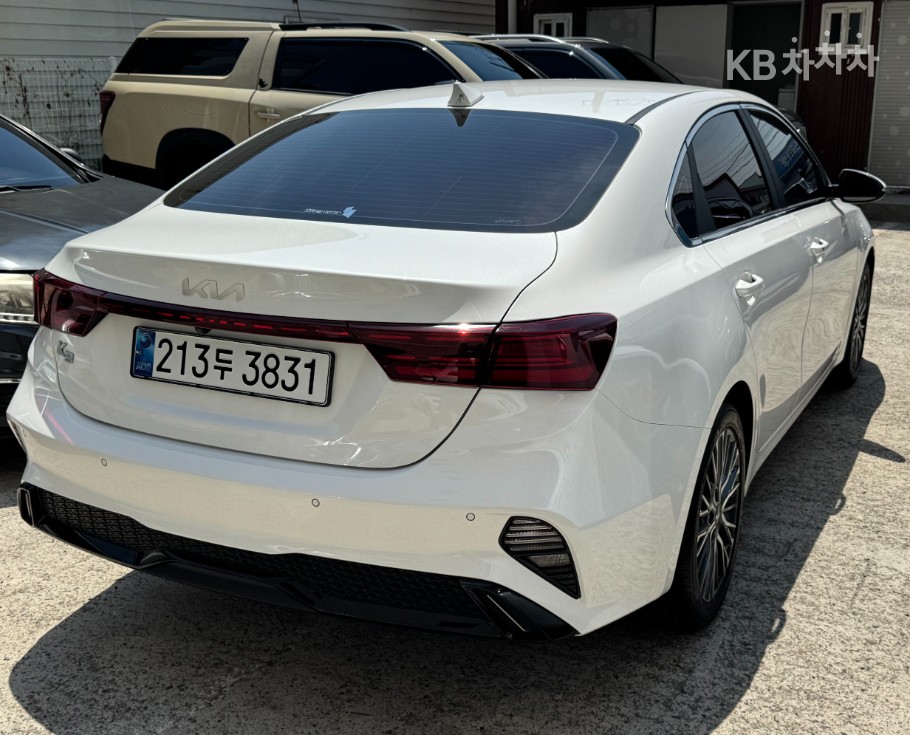 2022 - kia k3