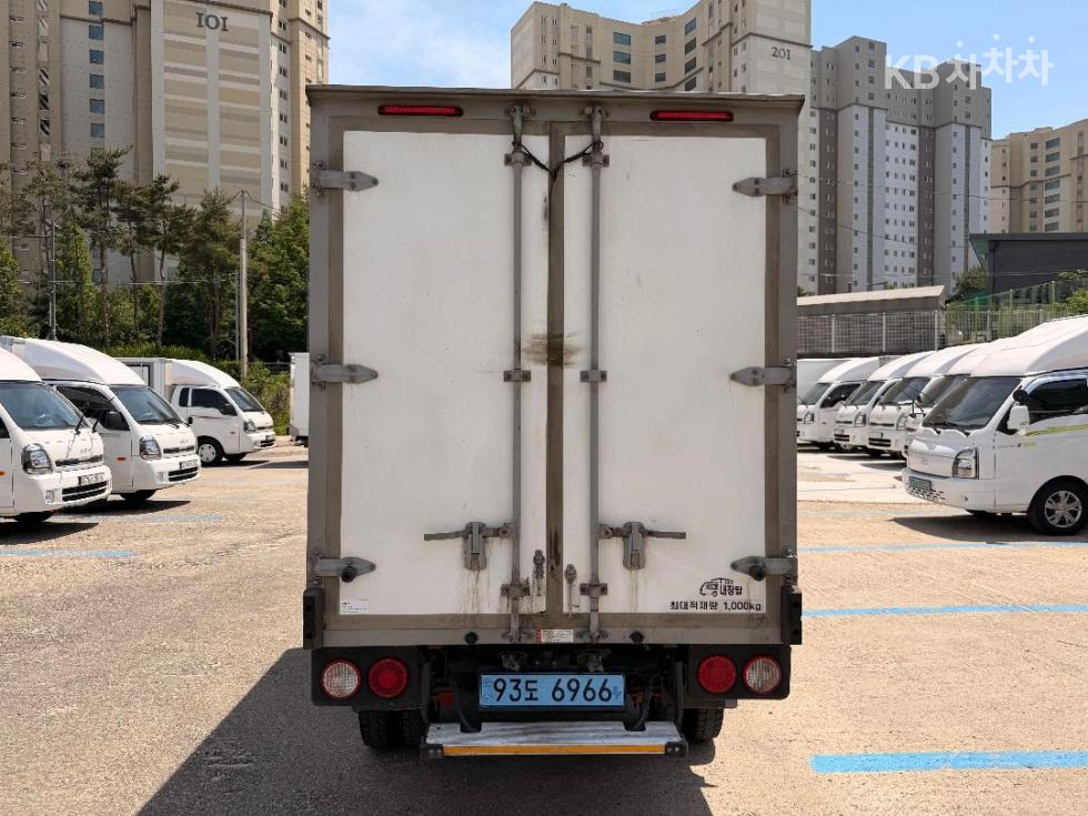 2023 - kia bongo iii