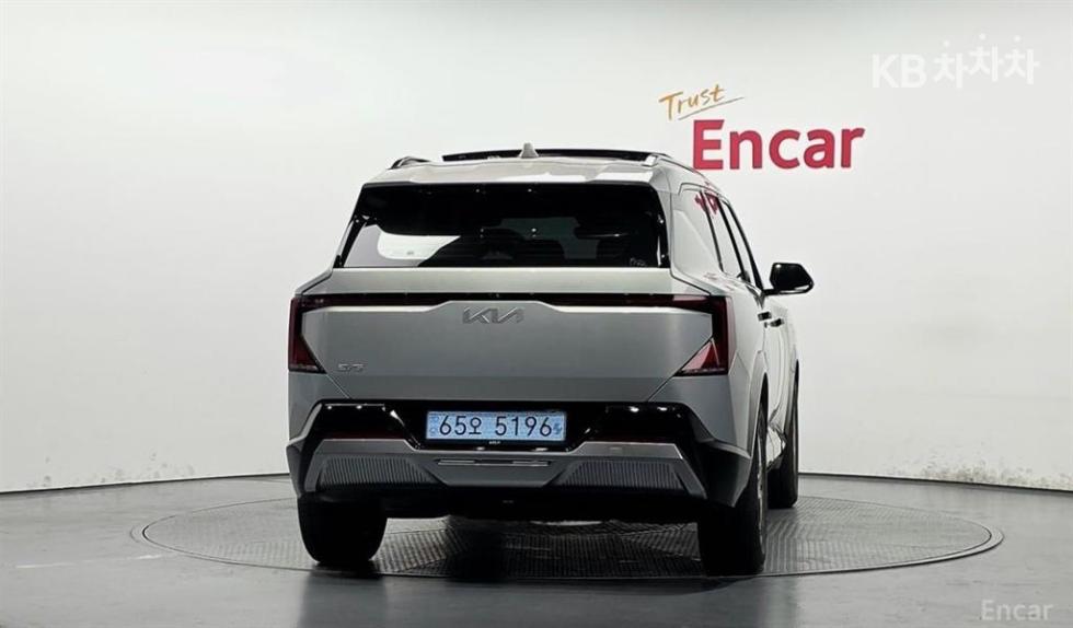 2026 - kia ev5