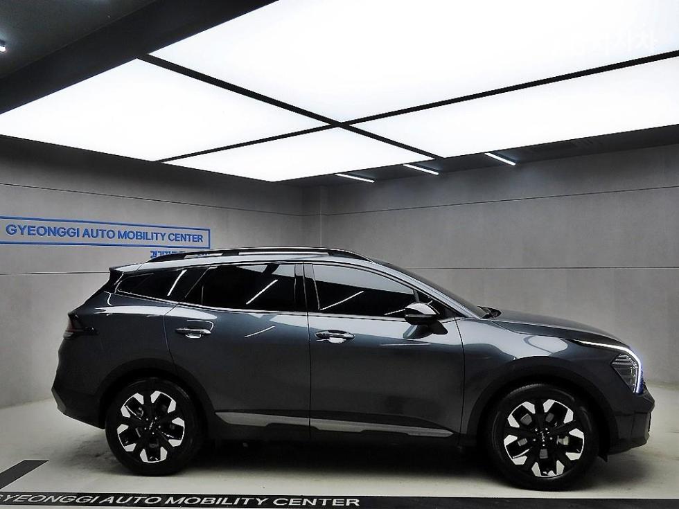 2023 Kia Used Car photo