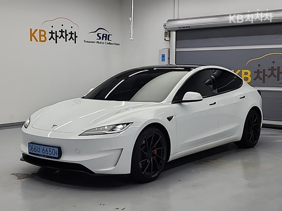 테슬라 Model 3 Performance