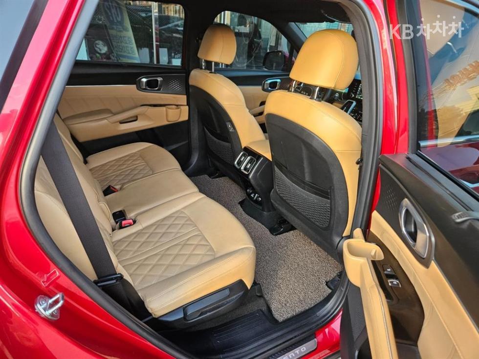 2023 - kia sorento