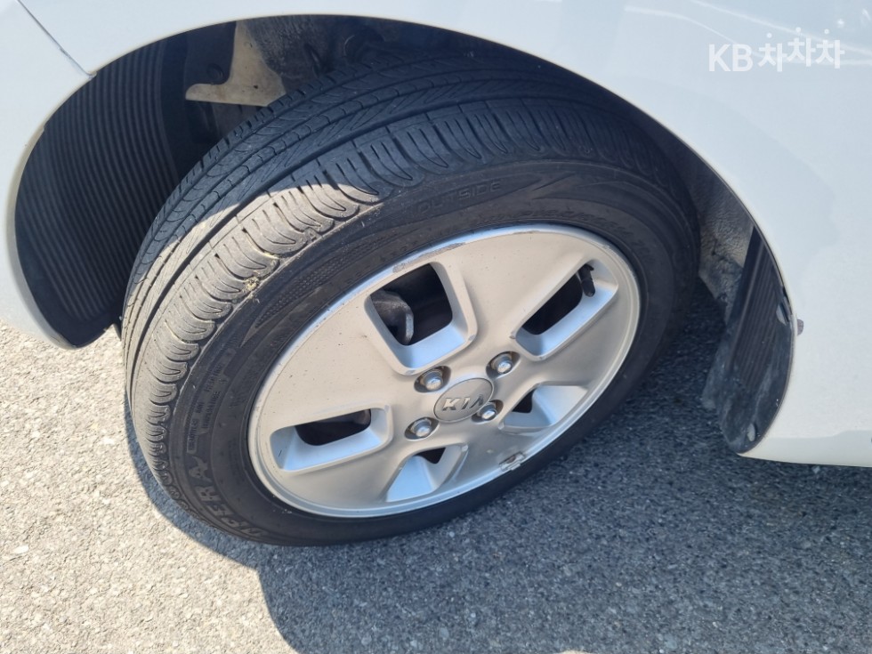 2013 - kia ray