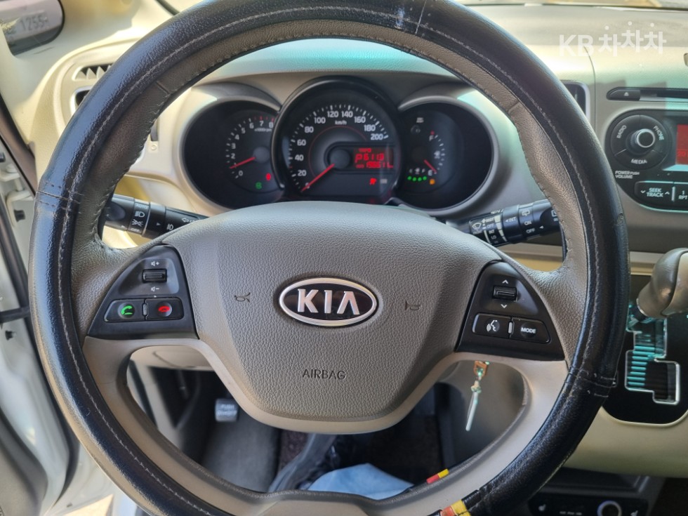 2013 - kia ray