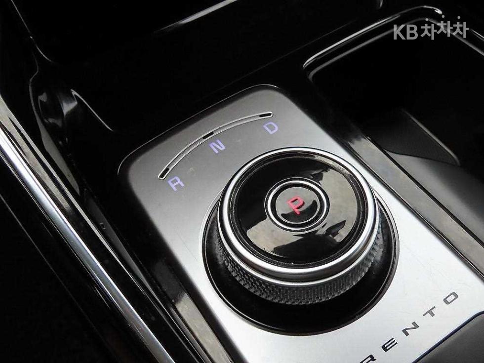 2021 - kia sorento