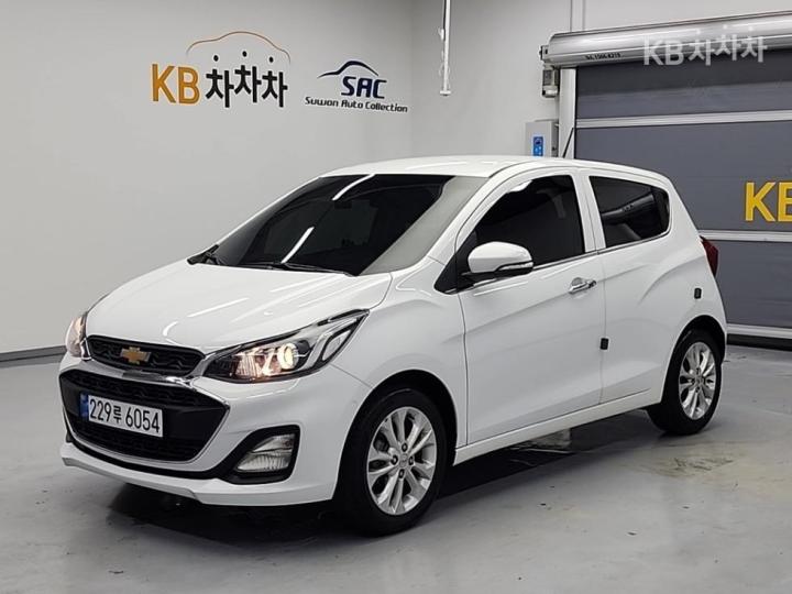 Chevrolet Spark Premier Base Type