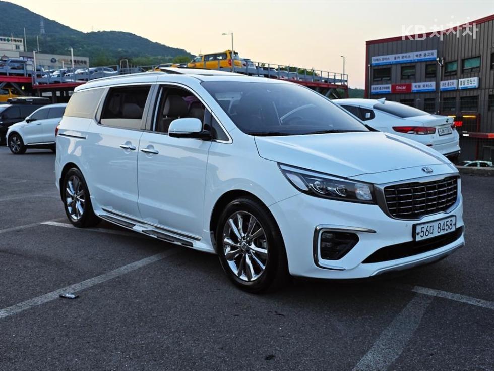 2019 - kia carnival