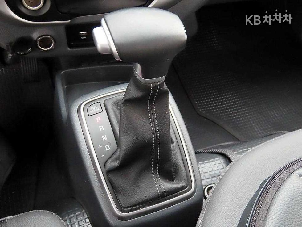2023 - kia bongo iii