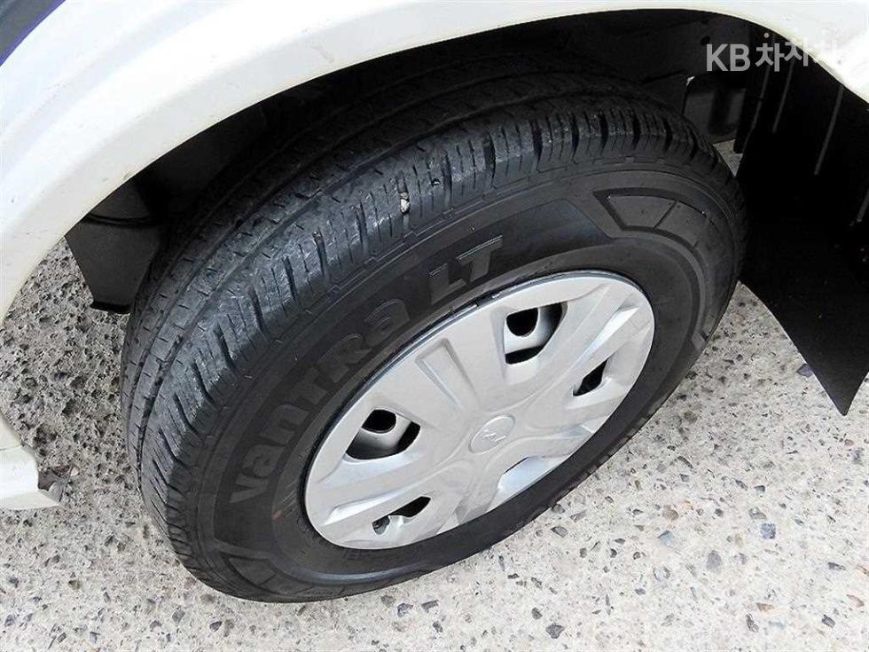 2023 - kia bongo iii