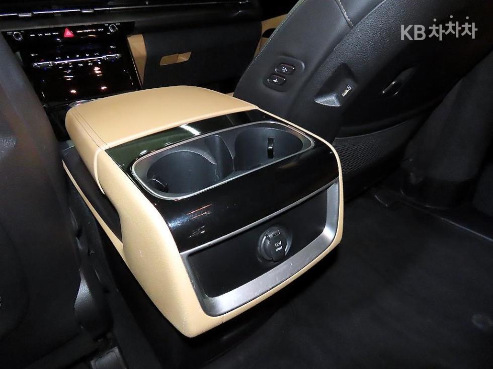 2021 - kia carnival