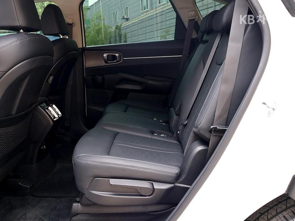 2024 - kia sorento