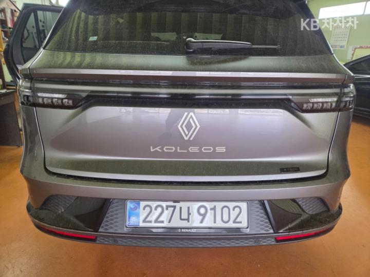 Renault Koleos E-Tech Hybrid Iconic 7