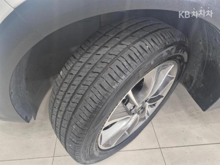 Hyundai Tucson Gasoline Turbo GDi 1.6T 2WD Premium 8