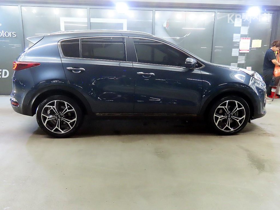 2019 - kia sportage
