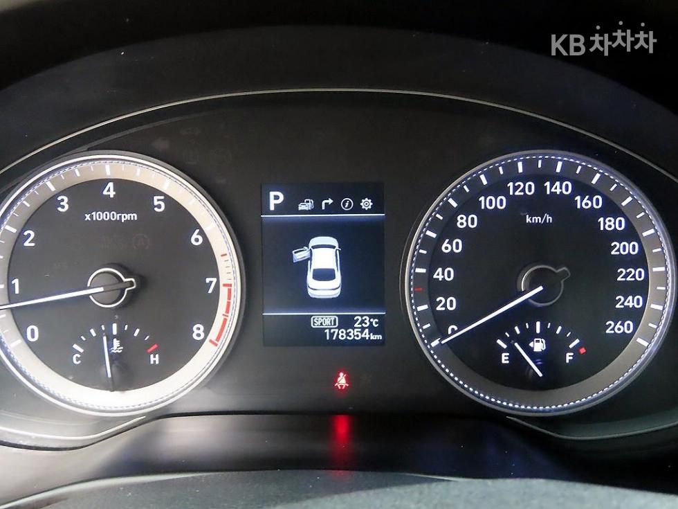 Hyundai Grandeur — miniaturë 9