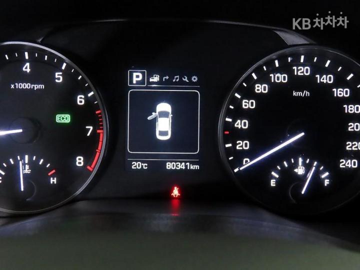 Hyundai Avante AD 1.6 GDi Value Plus 10