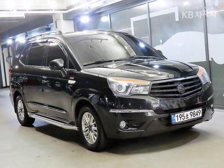 KG Mobility (Ssangyong) Korando Turismo 4WD GT 2