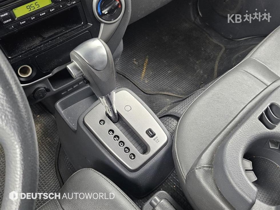 2013 - kia bongo iii