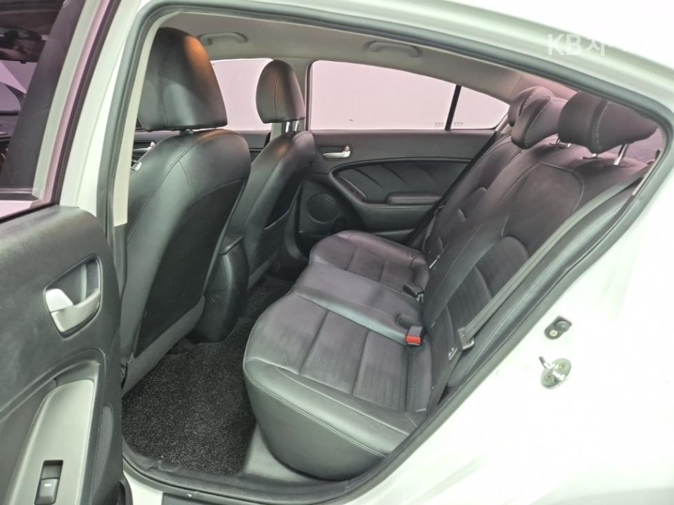 2018 - kia k3