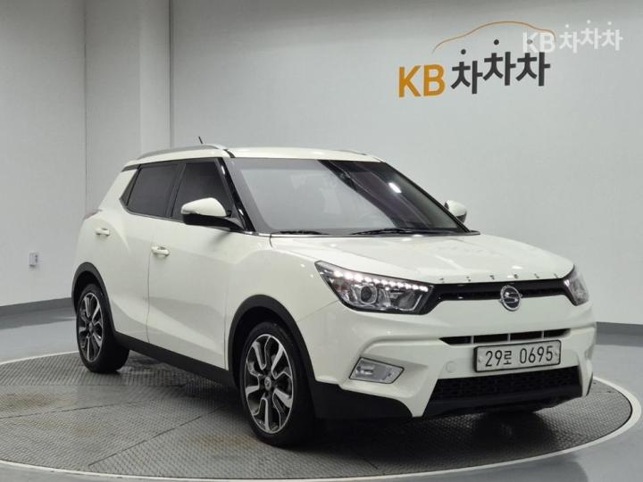 KG Mobility (Ssangyong) Tivoli Diesel LX Base Type 5