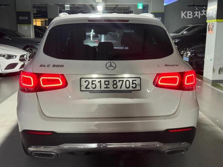 Mercedes-Benz GLC-Class X253 300 4Matic Base Type 5