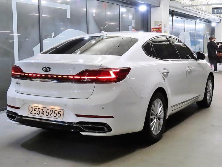 Kia K7 Premier 3.0 LPi Trendy 5