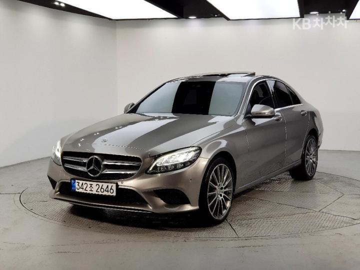 Mercedes-Benz C-Class C220d Avantgarde W205