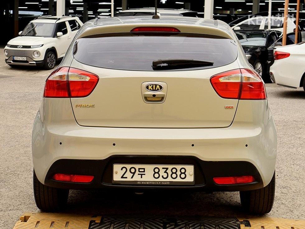 2012 - kia pride