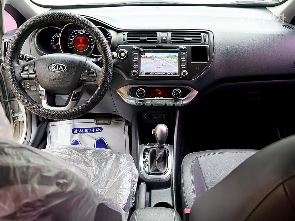 2012 - kia pride