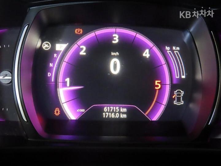 Renault QM6 2.0 2WD RE Signature 10
