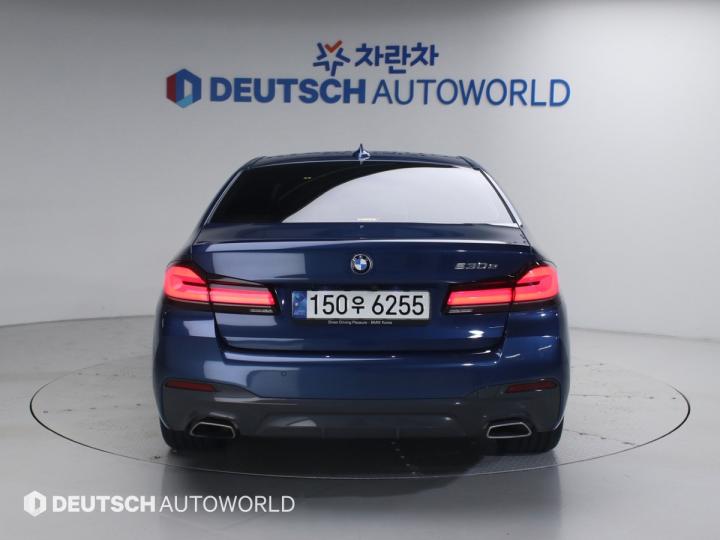 BMW 5 Series G30 530e M Sport 5