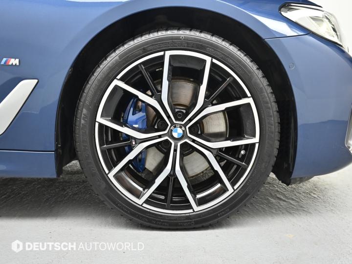 BMW 5 Series G30 530e M Sport 6