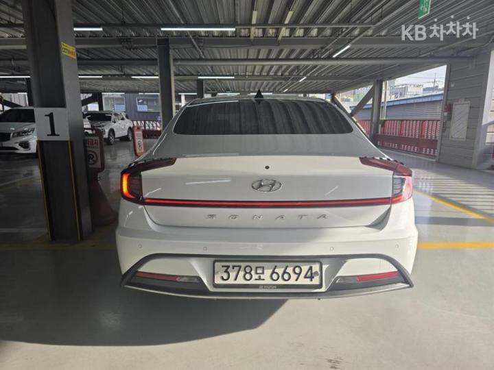 Hyundai Sonata DN8 2.0 LPG Smart