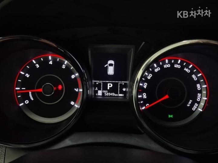 KG Mobility (Ssangyong) Tivoli Gasoline LX 4WD Base Type 7