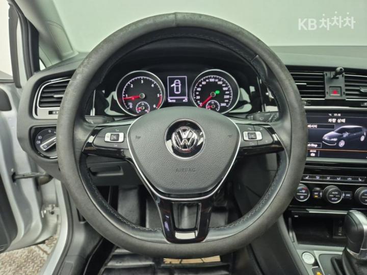 Volkswagen Golf 2.0 TDI MK7 DSG GTD 10