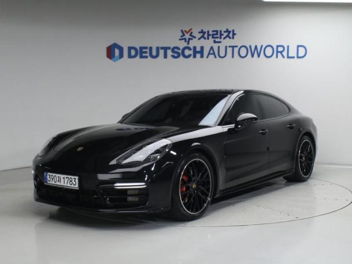 Porsche Panamera 971 4.0 GTS Base Type